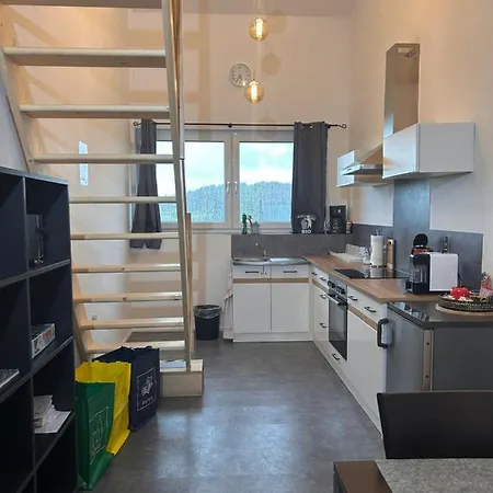 Moderne Maisonettewohnung/2 Zimmer/kueche/bad #2 *